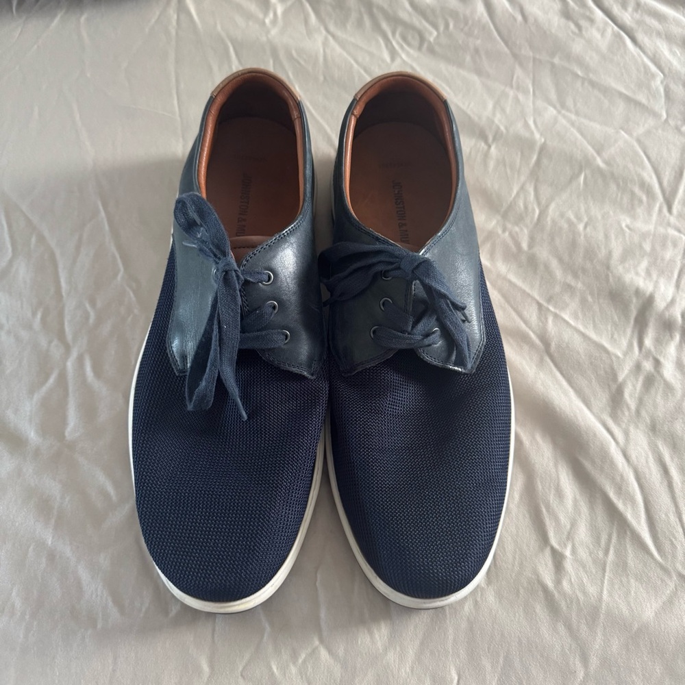 Johnston & Murphy Elliston Plain Toe Shoe